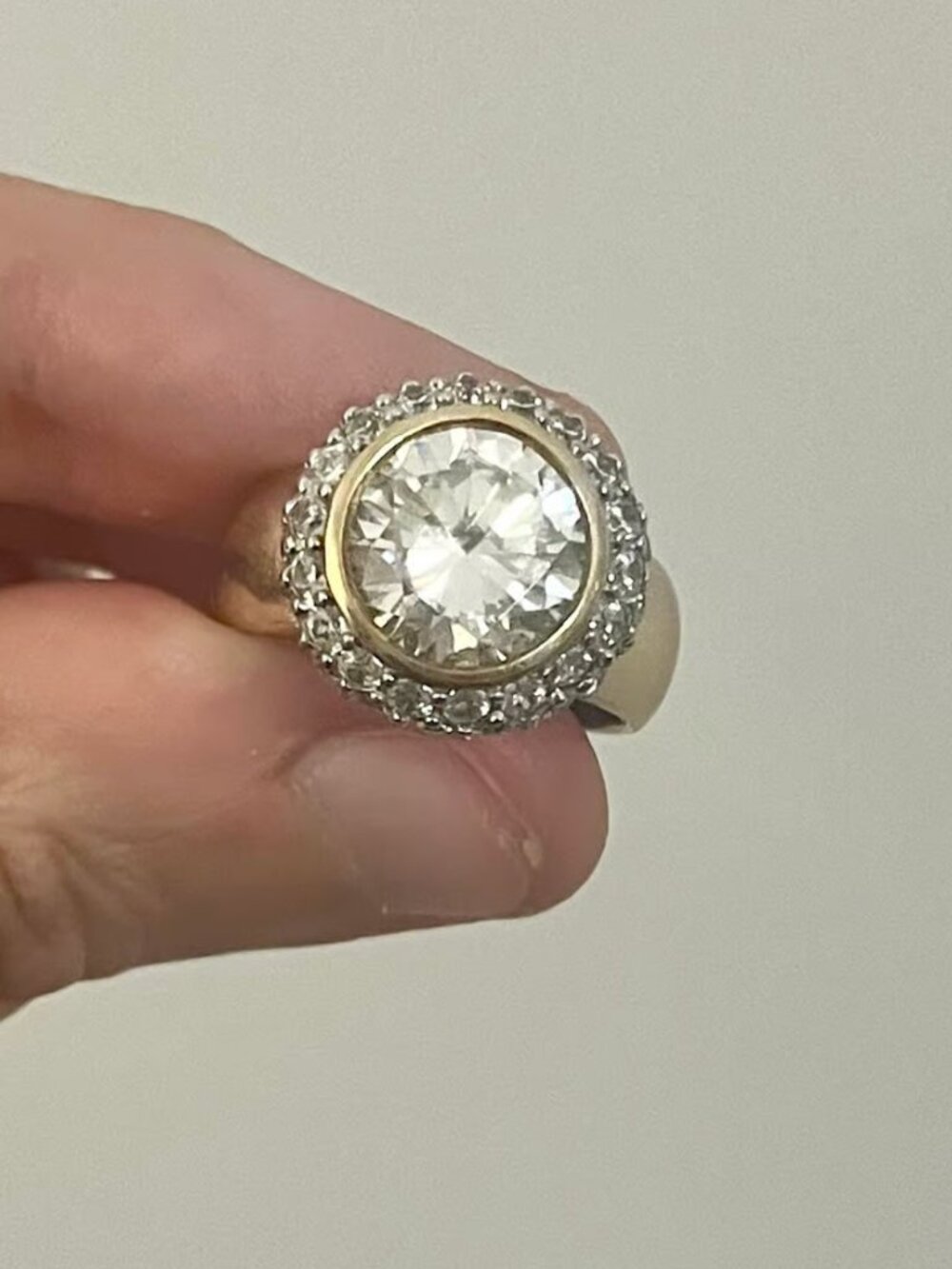 Solid 10kt Gold Starburst Ring Size 6.5